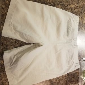Chino Bermuda shorts